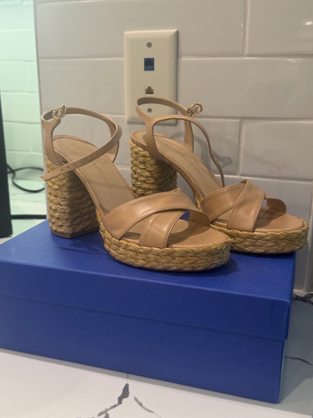Stuart weitzman dayna platform sandal heels size 8.5